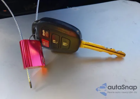 2012 Toyota Camry Se z USA, uszkodzony, nr VIN 4T1BF1FKXCU172535